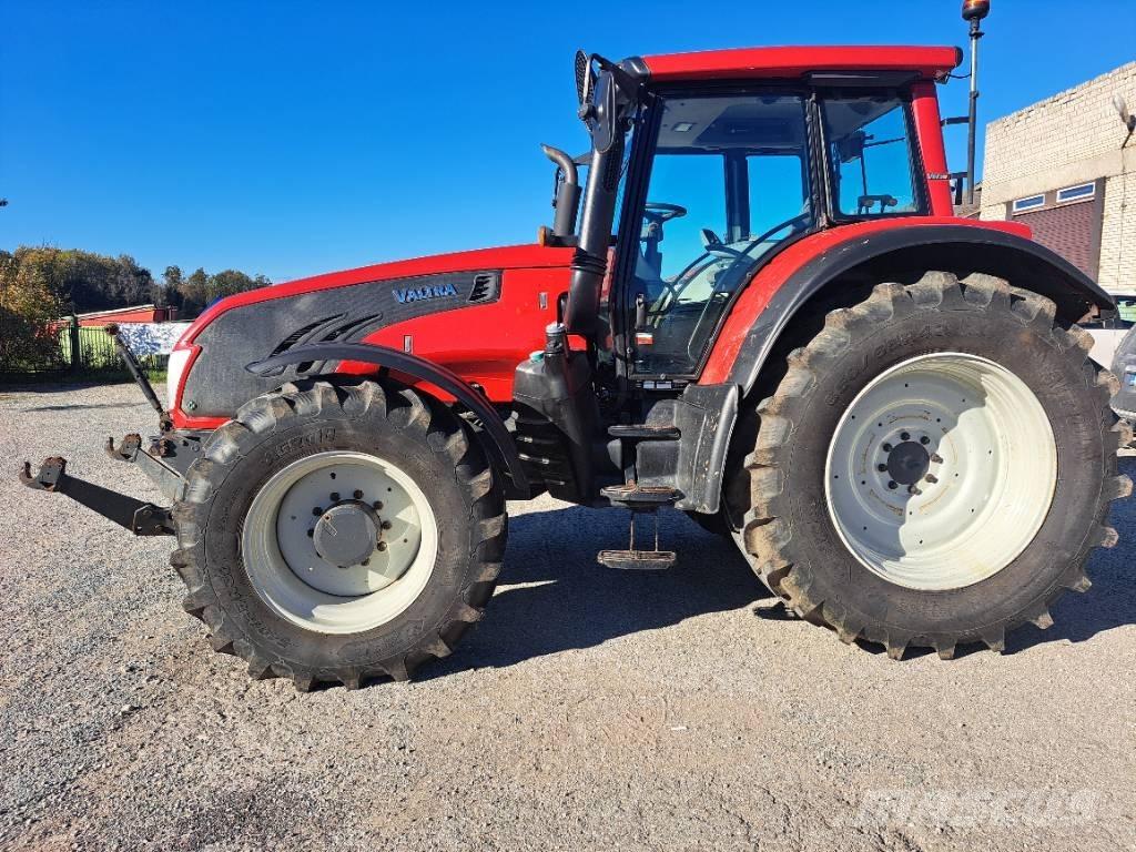 Valtra T 163 EV Traktorid