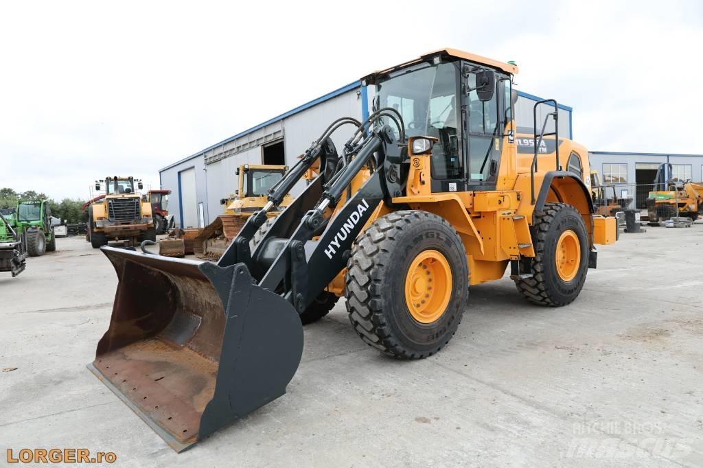 Hyundai HL 955 A Rataslaadurid