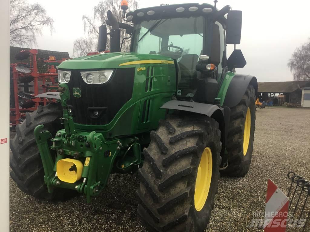 John Deere 6250R Traktorid