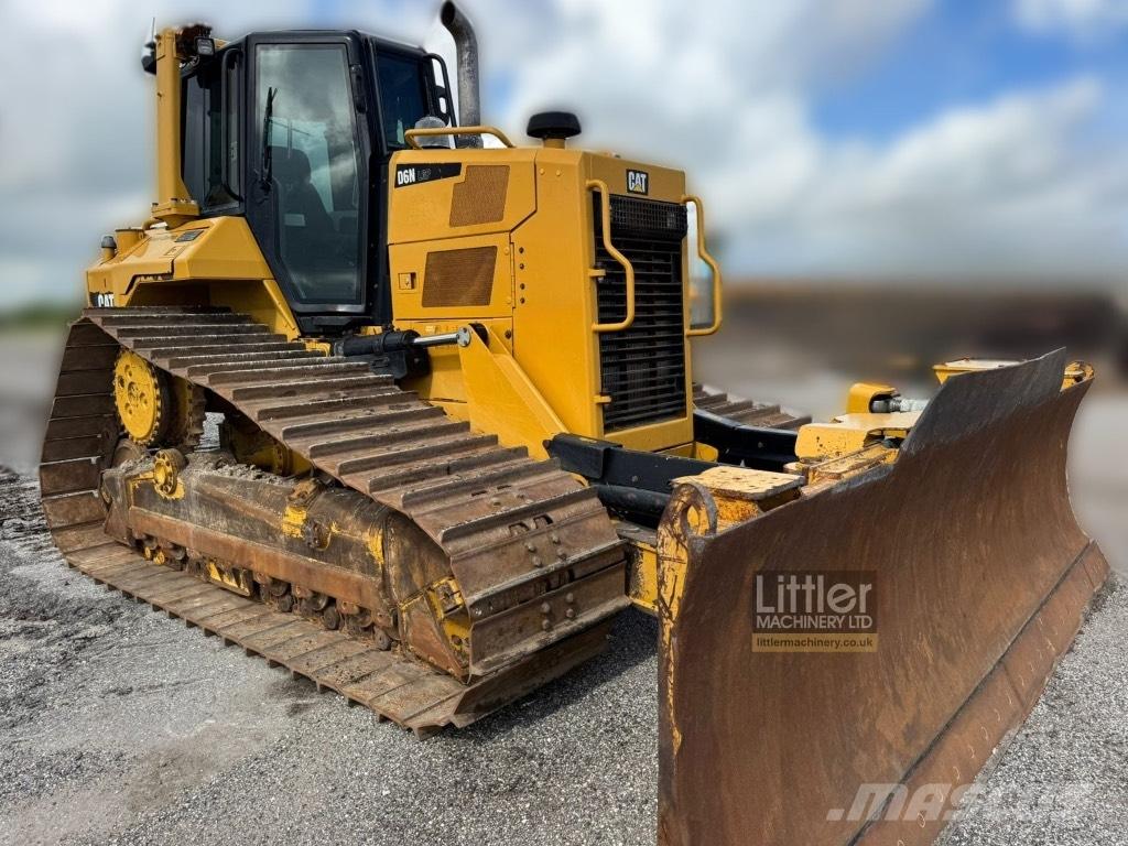 CAT D 6 N LGP Buldooserid