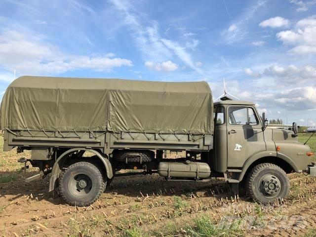 MAN 11-136 4T 4x4 Furgoonautod