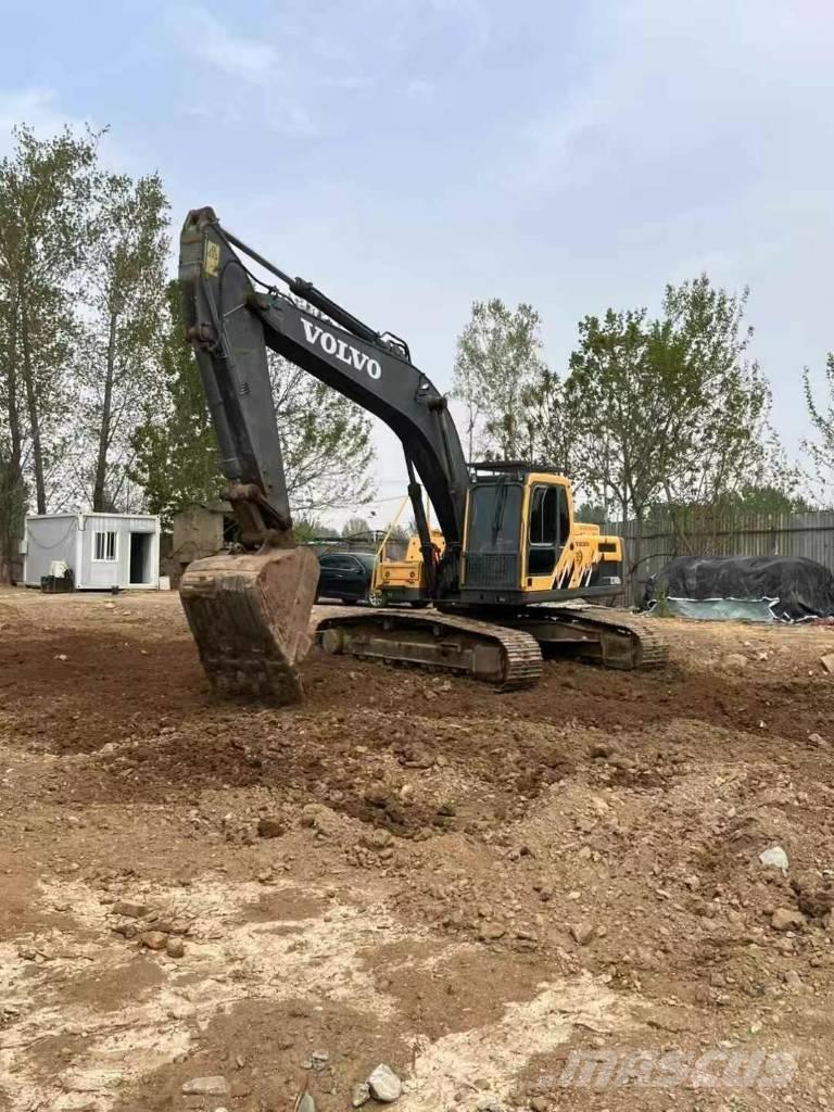 Volvo ec240d Roomikekskavaatorid