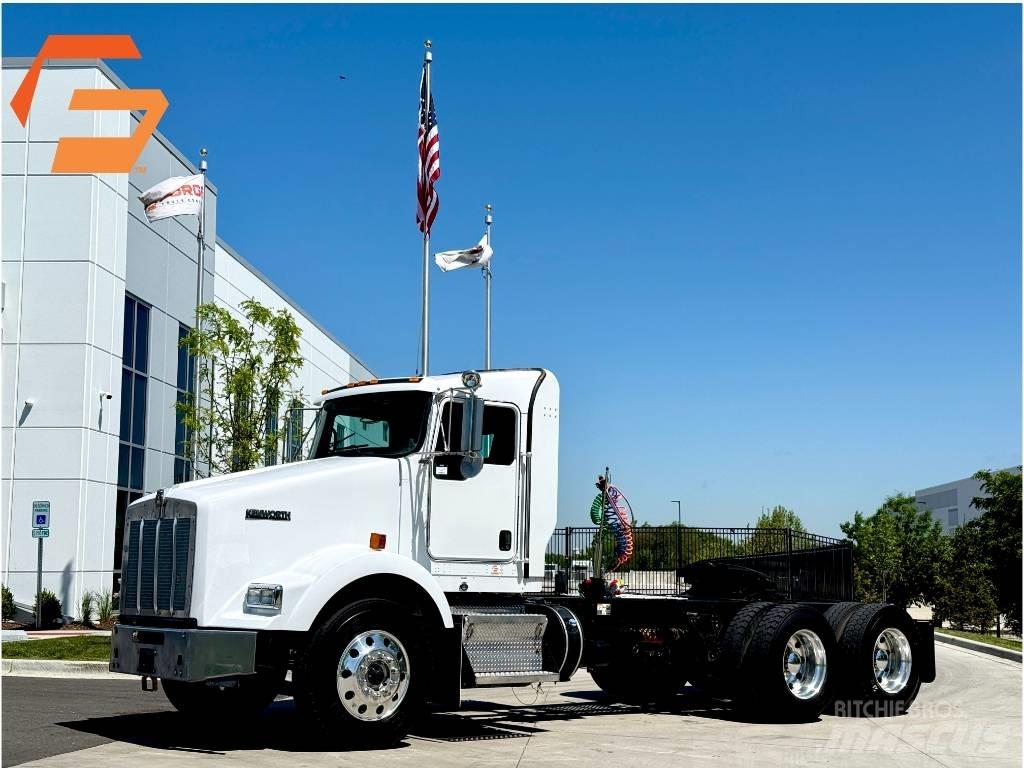 Kenworth T800 Sadulveokid