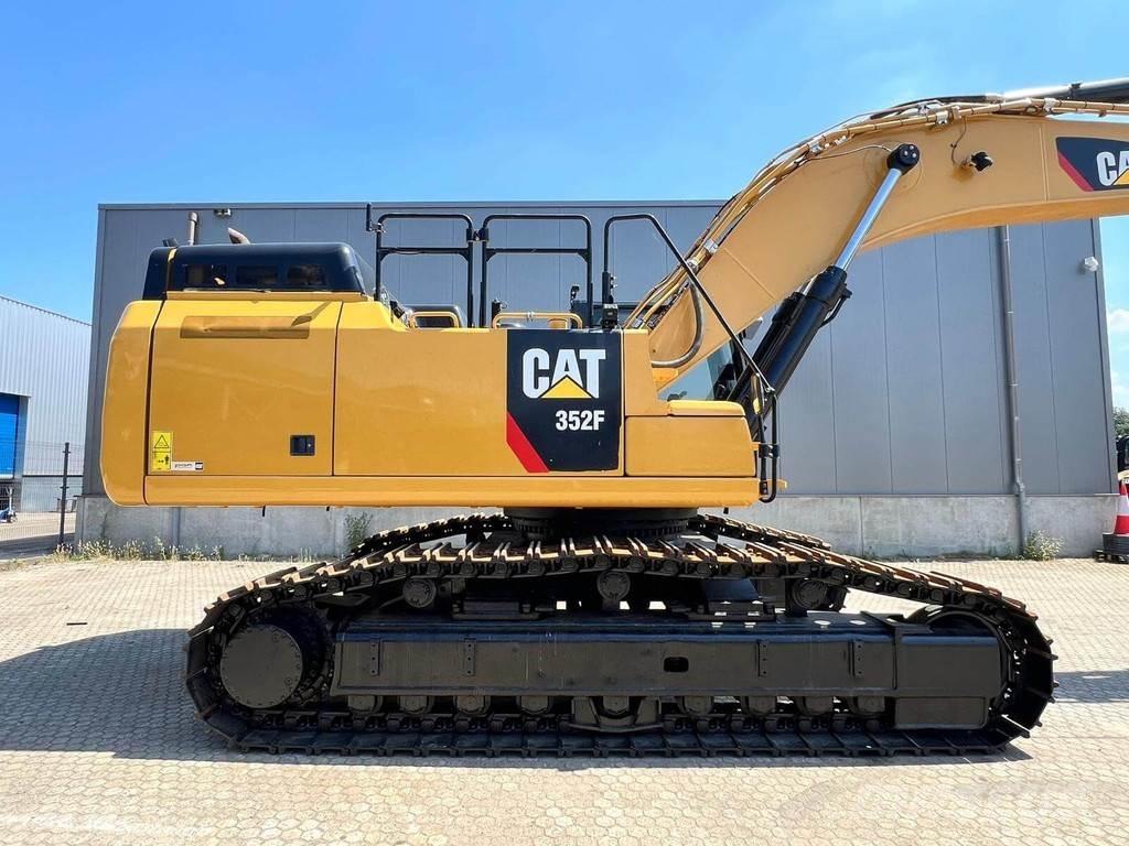 CAT 352F Roomikekskavaatorid