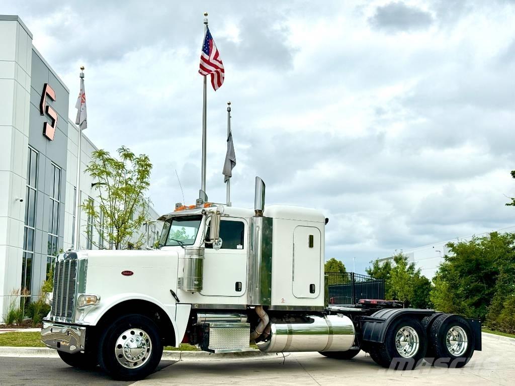 Peterbilt 388 Sadulveokid