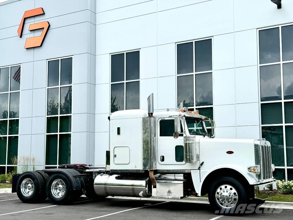 Peterbilt 388 Sadulveokid