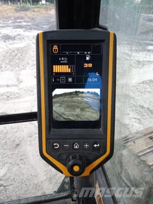 JCB JS220LC Roomikekskavaatorid