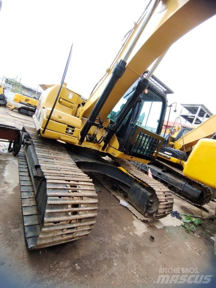CAT 315 D Roomikekskavaatorid