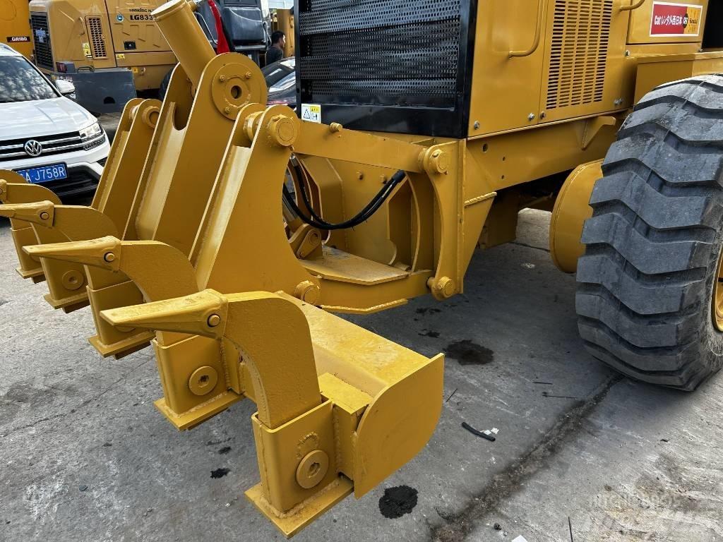 CAT 140H Greiderid