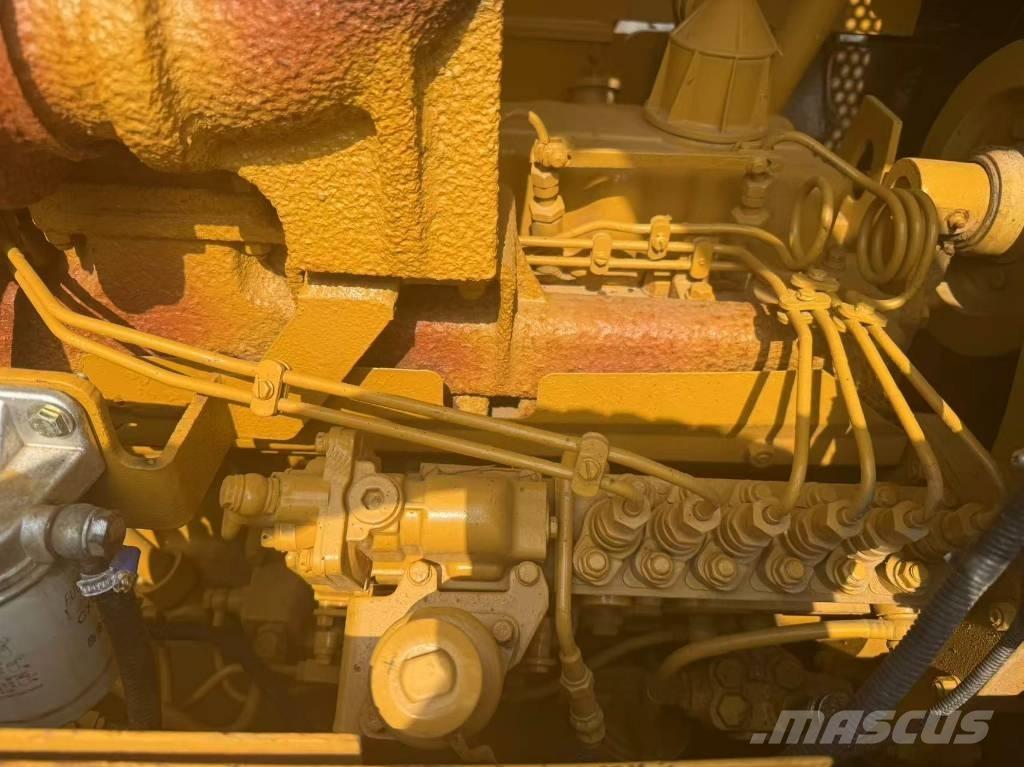 CAT D 6 G Buldooserid