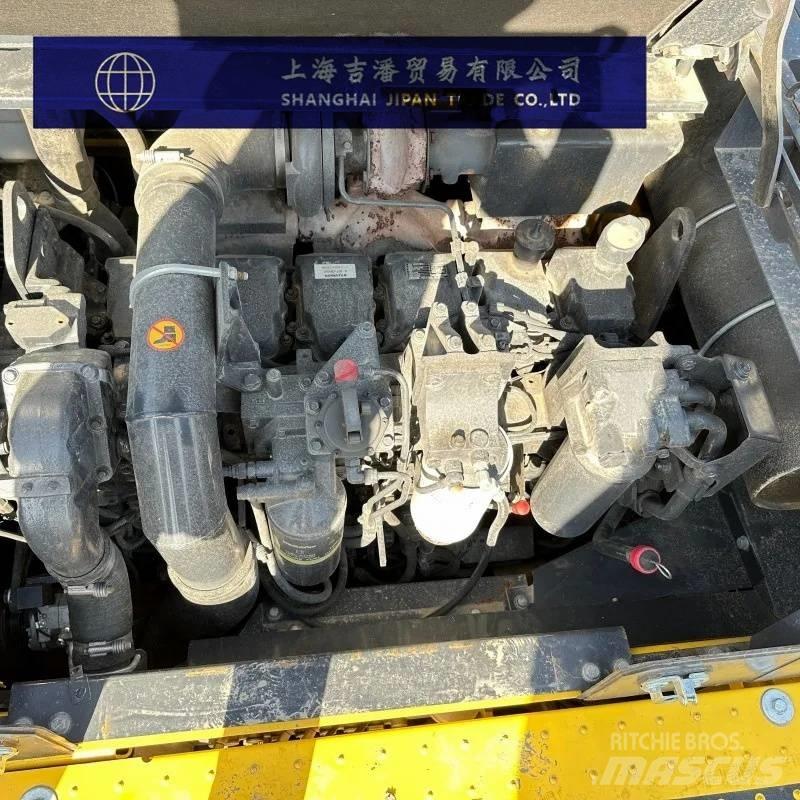 Komatsu PC 400 Roomikekskavaatorid