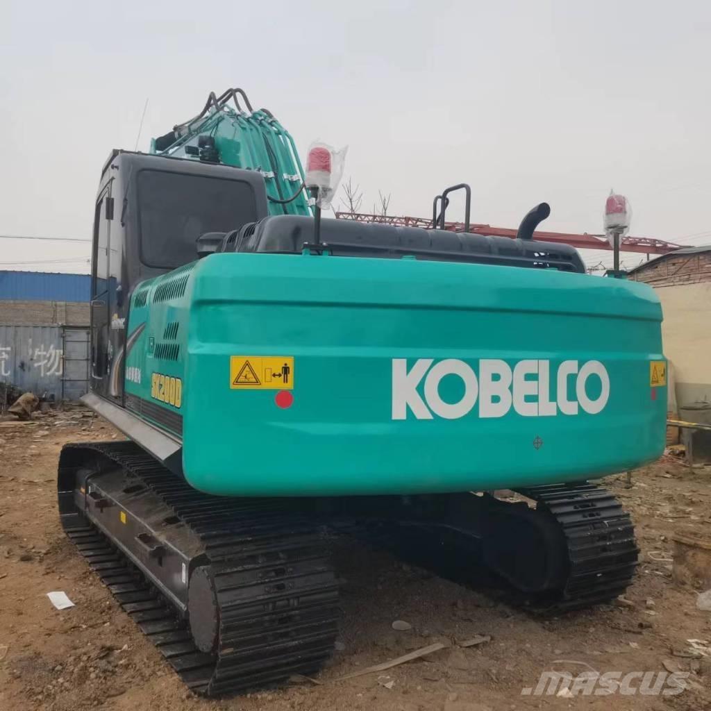 Kobelco SK 200D Roomikekskavaatorid