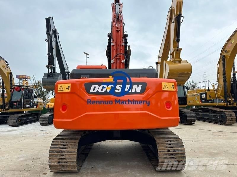 Doosan DX 225 LC-9C Roomikekskavaatorid