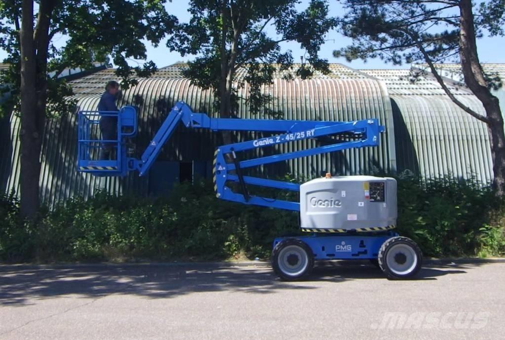 Genie Z45/25JRT Iseliikuvad poomtõstukid