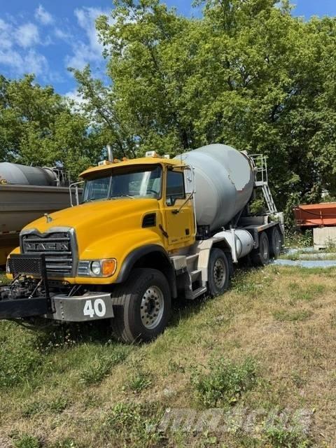 Mack CV 713 Betooni pumpautod