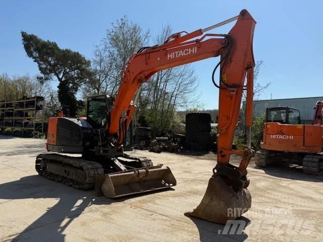 Hitachi ZX 85 Väikeekskavaatorid 7t-12t