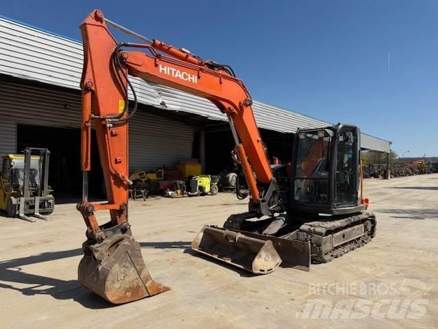 Hitachi ZX 85 Väikeekskavaatorid 7t-12t