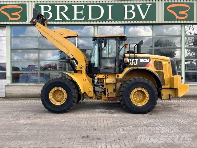 CAT 962 M Rataslaadurid