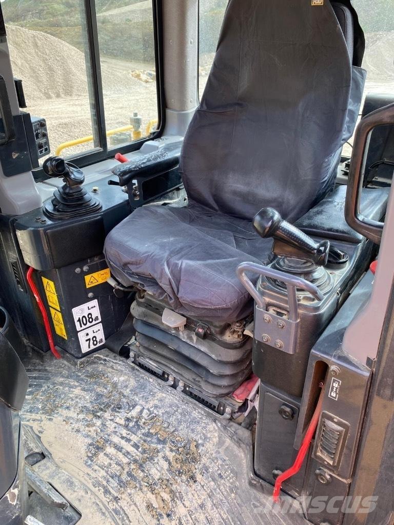 Komatsu DX65PXi-18 Buldooserid