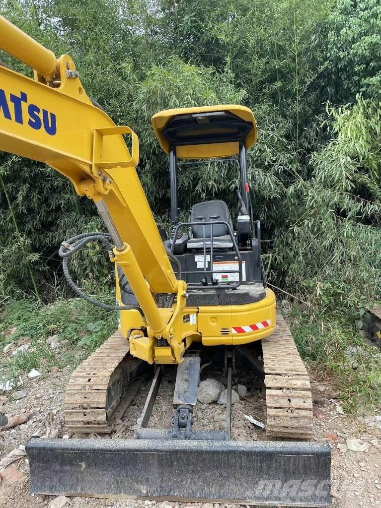 Komatsu PC35 Miniekskavaatorid < 7 t