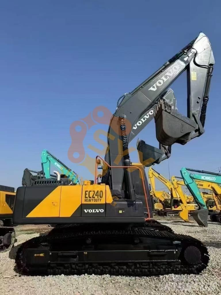 Volvo EC 240 D Roomikekskavaatorid