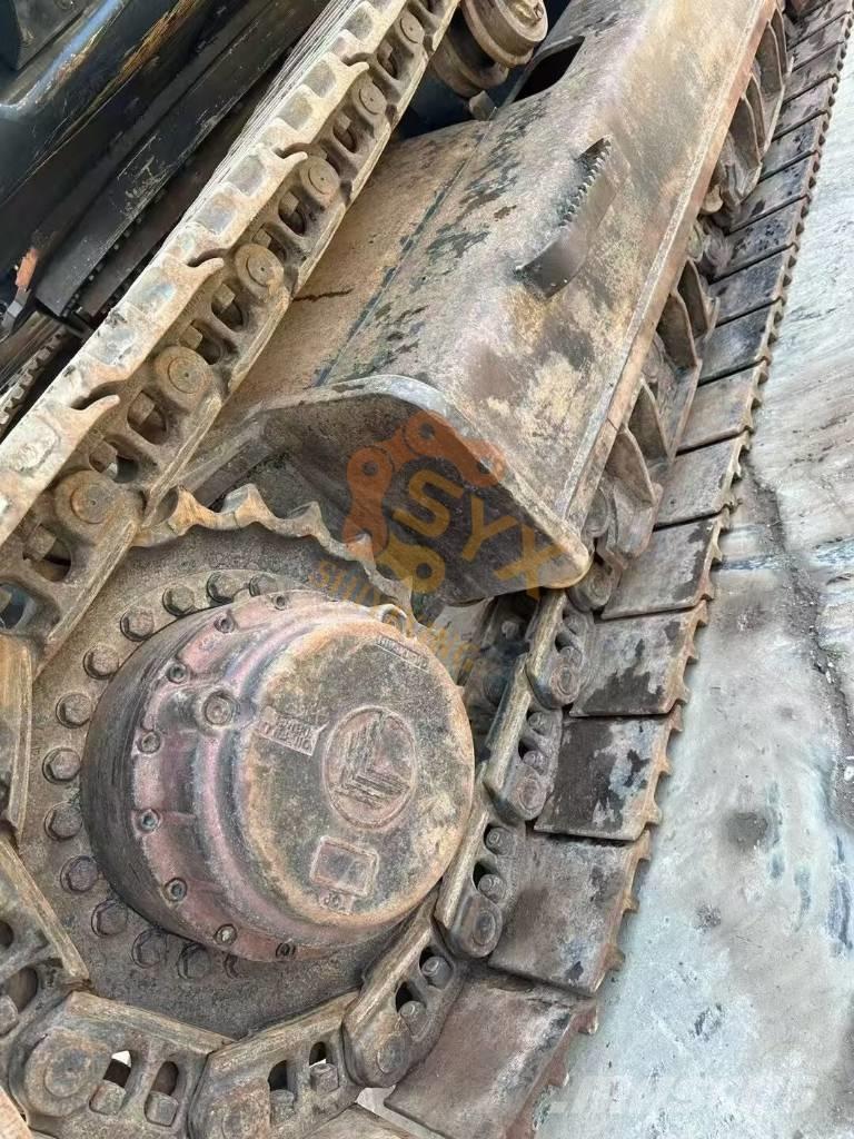 Hyundai Robex 520 VS Roomikekskavaatorid