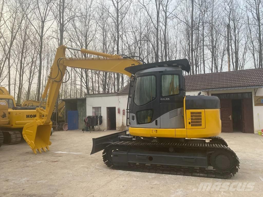 Komatsu PC128US Roomikekskavaatorid