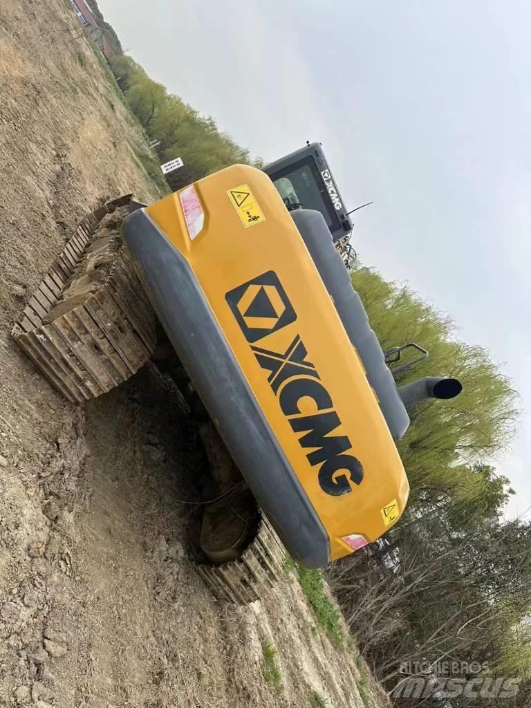 XCMG XE 245 DK Roomikekskavaatorid