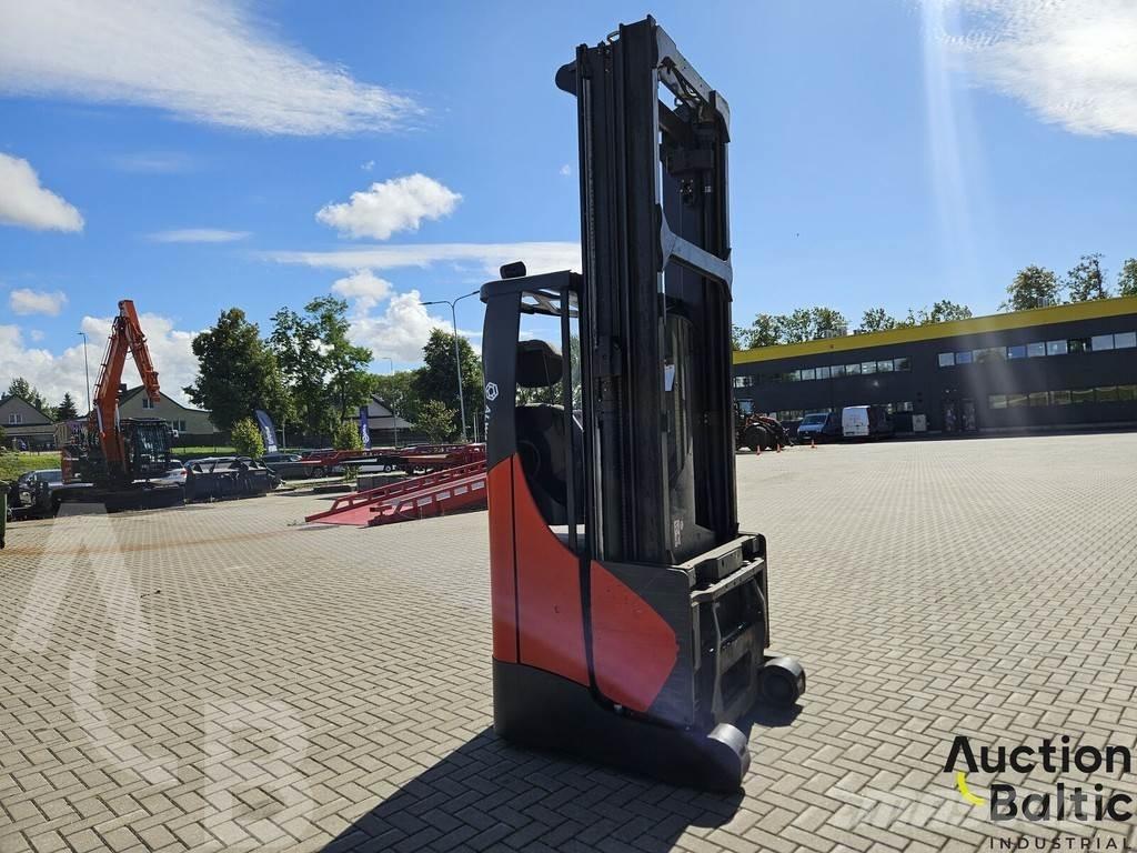 Linde R14X-03 Keskmise kõrgusega komplekteerimistõstukid