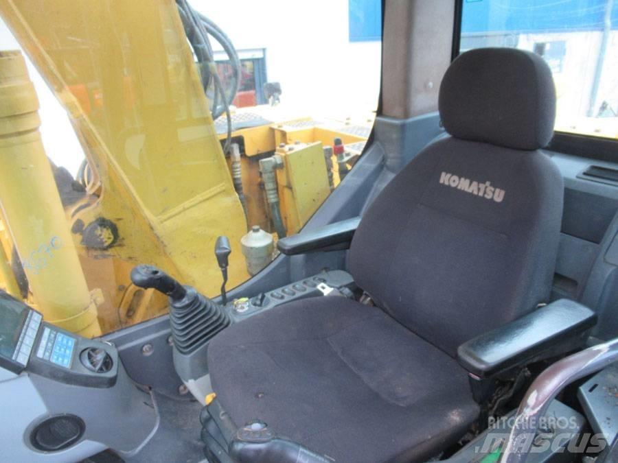 Komatsu PC138 US-8 Roomikekskavaatorid