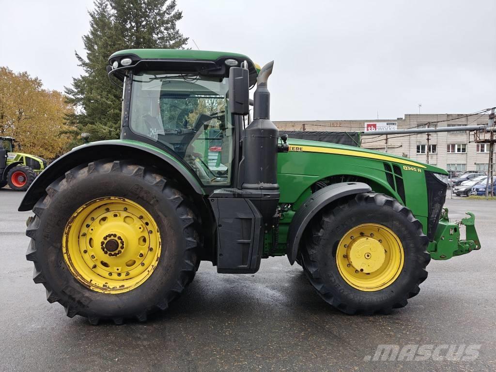 John Deere 8345 R Traktorid