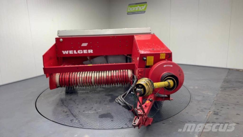 Welger AP 830 Heinapressid