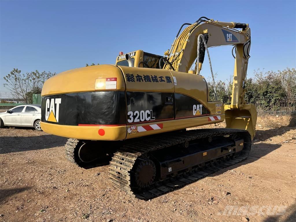 CAT 320 C Roomikekskavaatorid