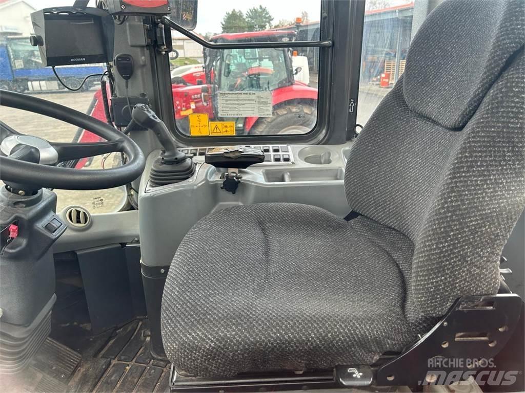 Doosan DL 300 Rataslaadurid