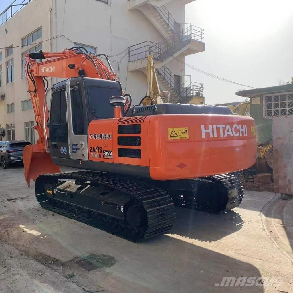 Hitachi EX 200-5 Roomikekskavaatorid