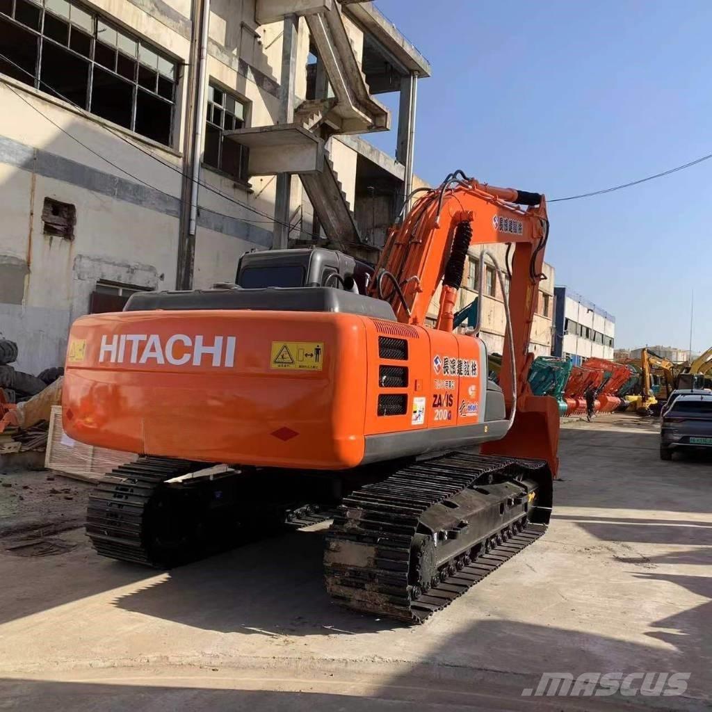 Hitachi EX 200-5 Roomikekskavaatorid