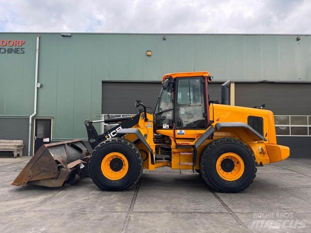 JCB 427 ZX Rataslaadurid