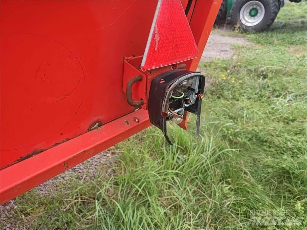 Deutz-Fahr E390 Laadurhaagised