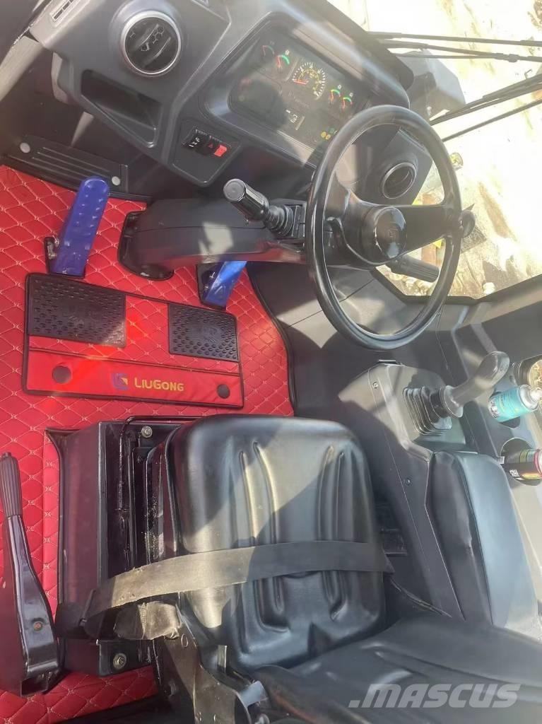 LiuGong 856 Rataslaadurid