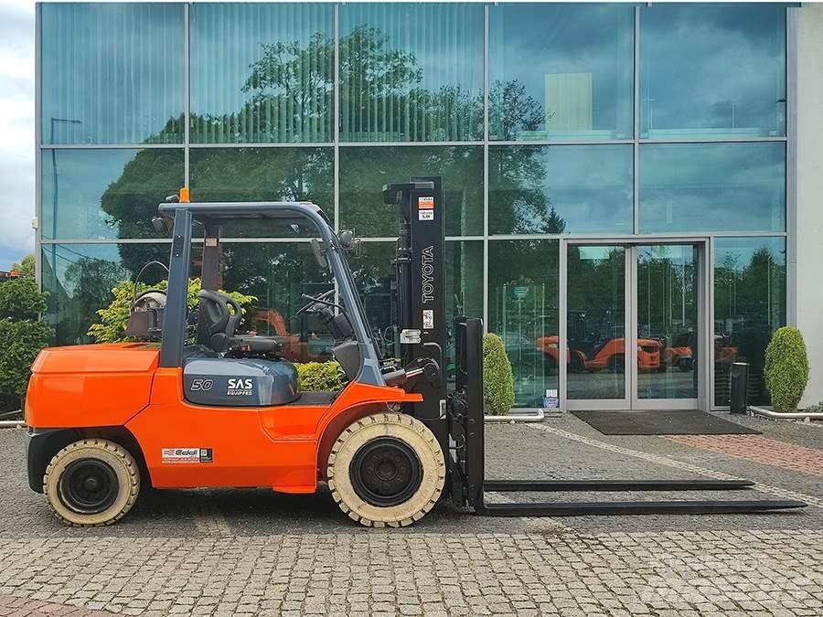 Toyota 02-7FGA50 Gaasitõstukid