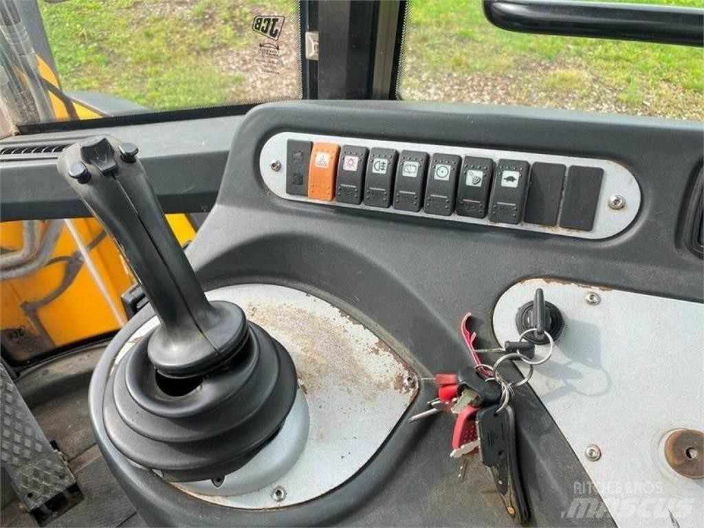 JCB 426E AGRI HT Rataslaadurid
