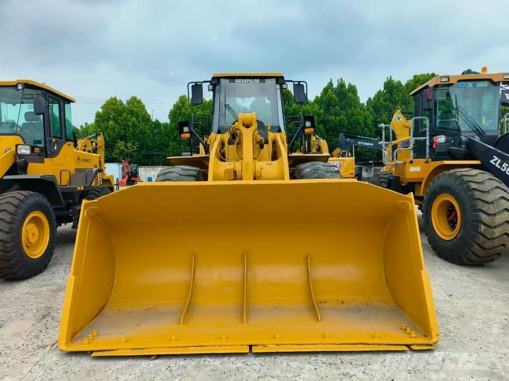 CAT 966 H Rataslaadurid