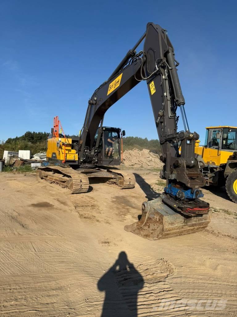 Volvo EC 250 EL Roomikekskavaatorid