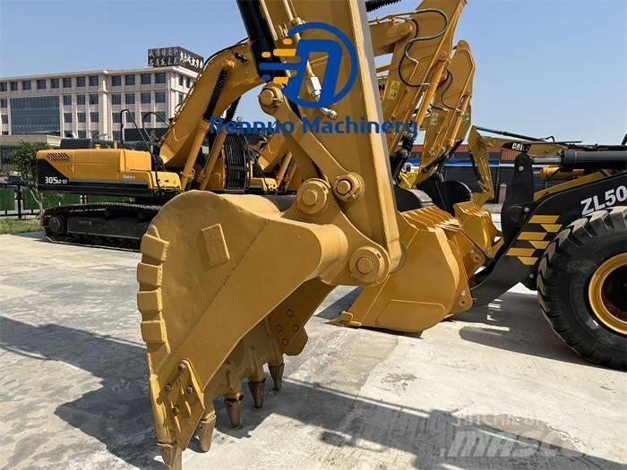 CAT 323D/323/323DL Roomikekskavaatorid