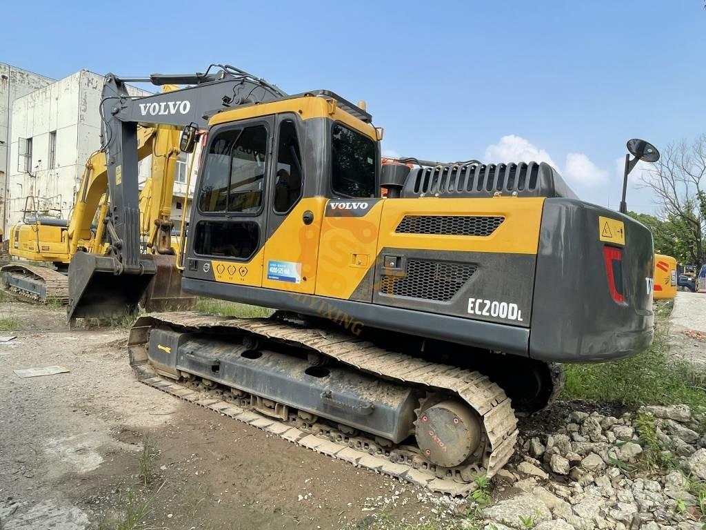 Volvo EC 200 D Roomikekskavaatorid