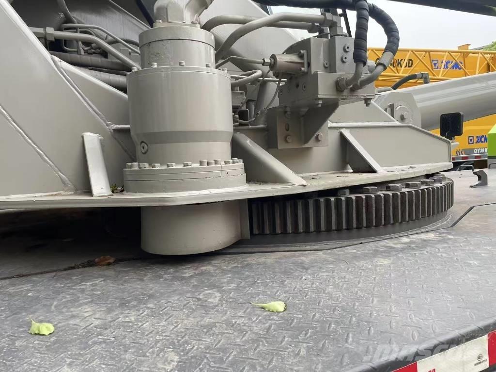 Zoomlion 25 Ton Maastikutõstukid