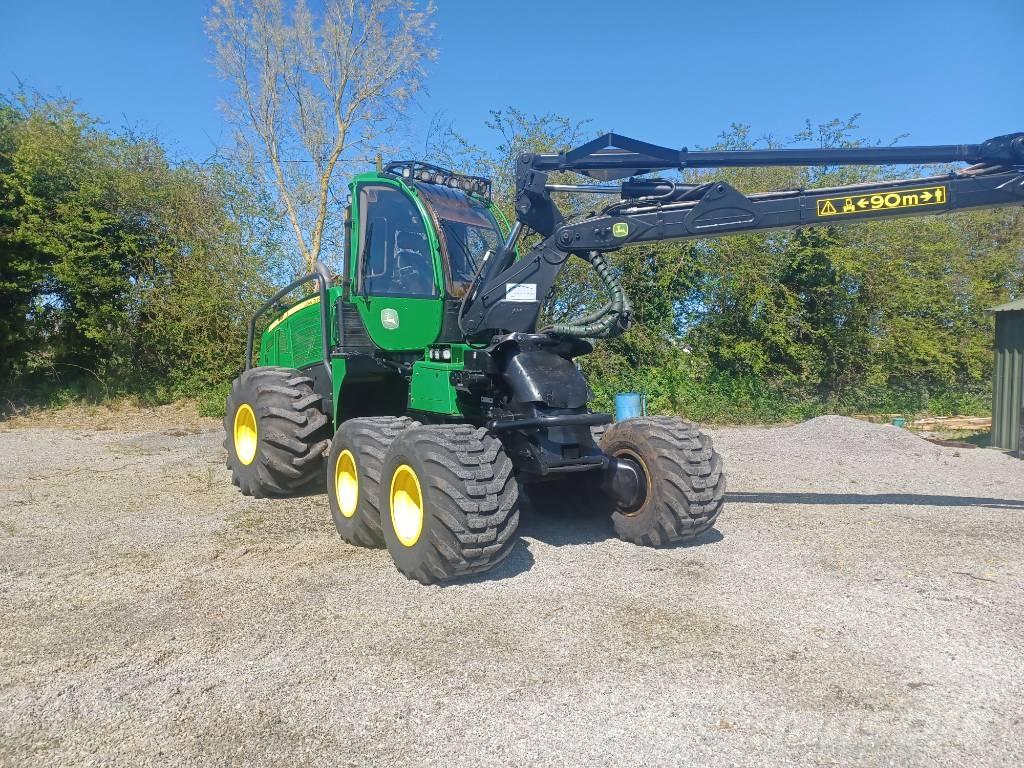 John Deere 1070e Harvesterid