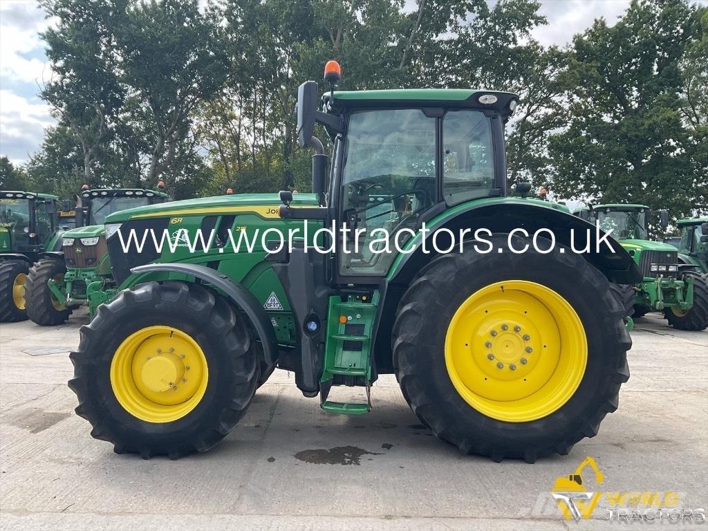John Deere 6215 R Traktorid