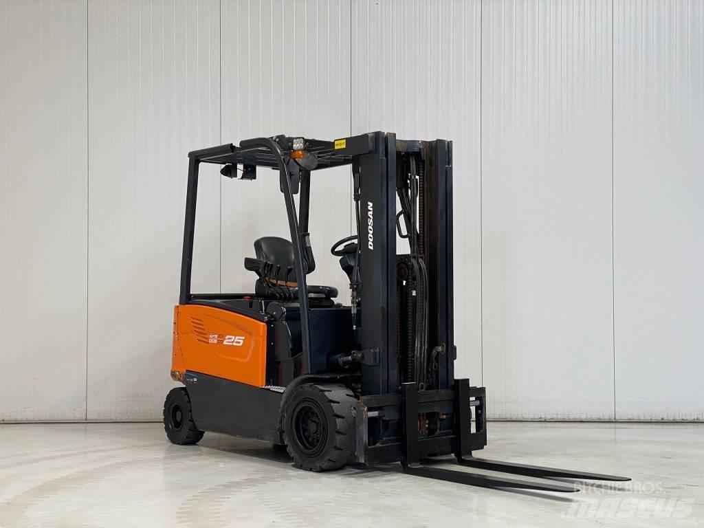 Doosan B25X-7 Elektritõstukid