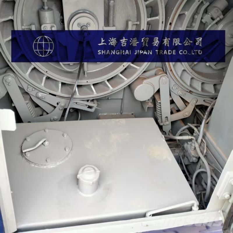 Kobelco 7065 Roomikkraanad